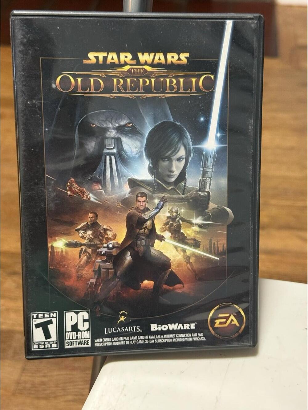 STAR WARS: THE OLD REPUBLIC PC DVD-ROM 2011 EA GAMES 3 DISC SET CLASSIC
